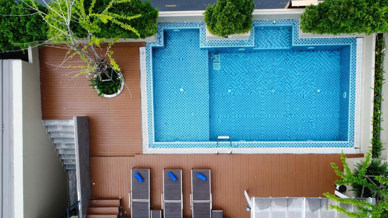 Ramada By Wyndham Bangkok Ten Ekamai Residences 外观 照片