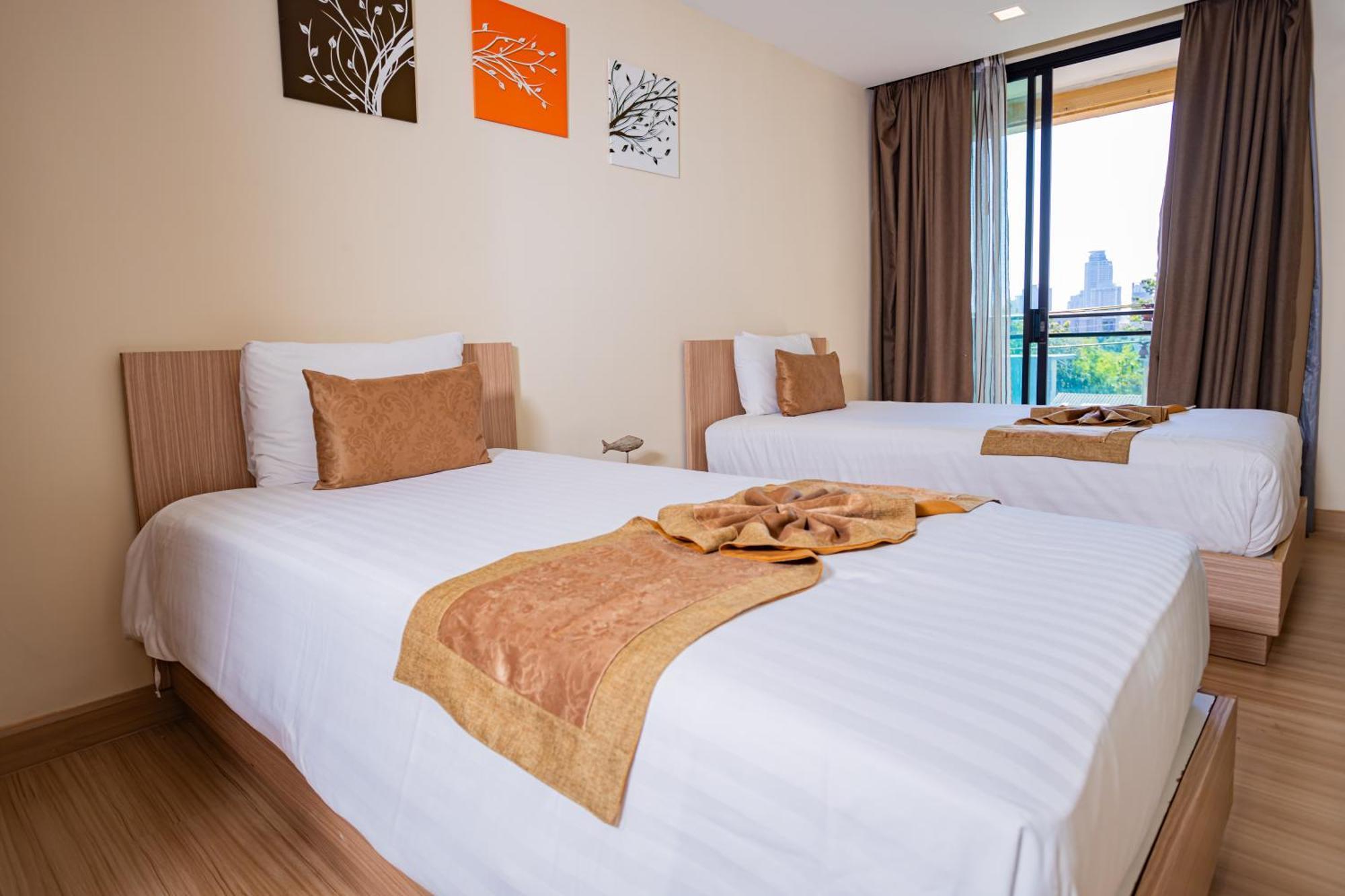 Ramada By Wyndham Bangkok Ten Ekamai Residences 外观 照片