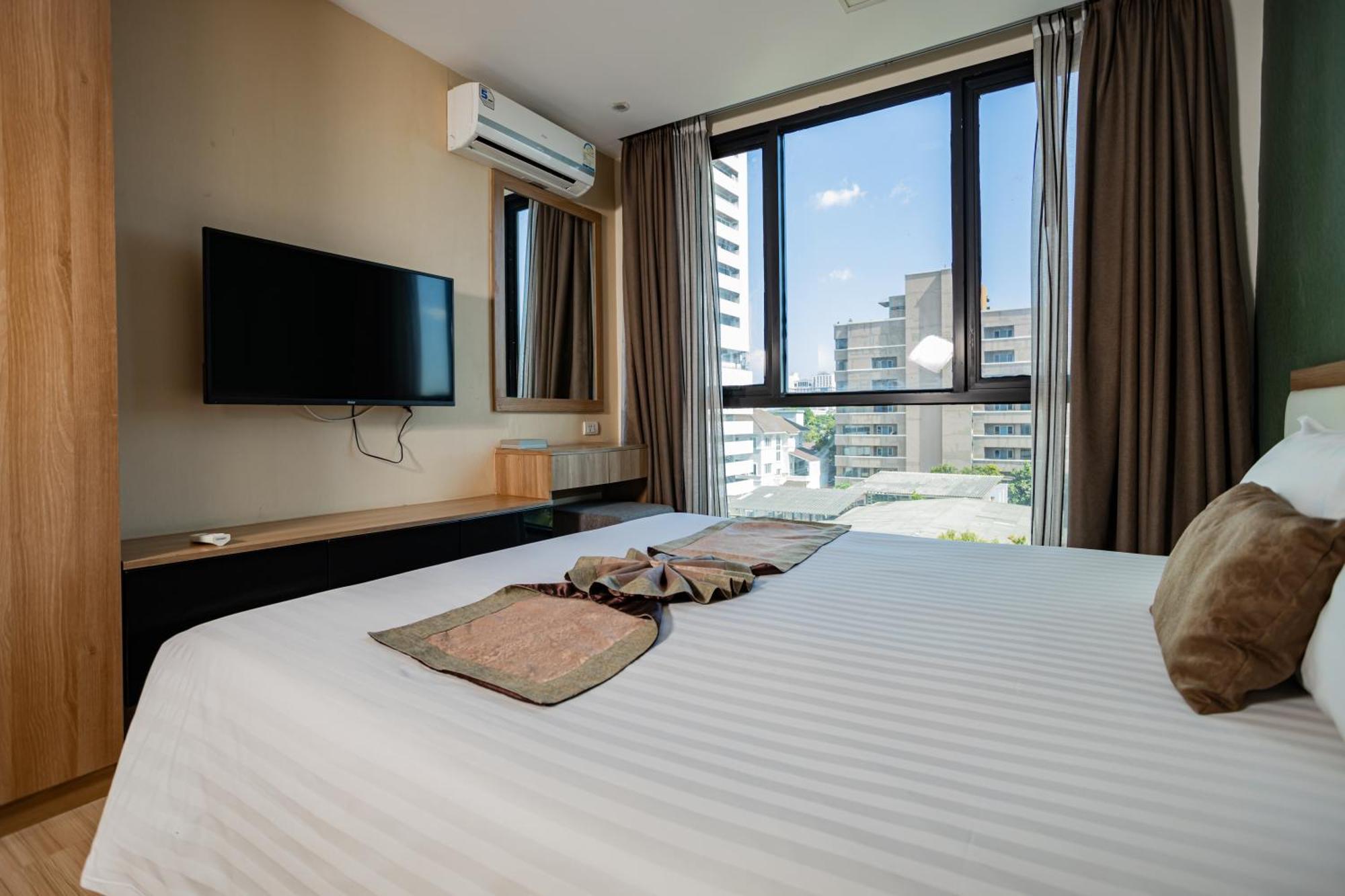 Ramada By Wyndham Bangkok Ten Ekamai Residences 外观 照片
